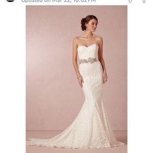 Nicole Miller Ivory Poppy Bridal Gown
